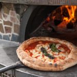 Image d'une délicieuse pizza fabriquée à Naples